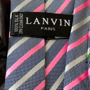 ∆ - Lanvin Soft Pink and Steel Gray 100% Silk Untipped Tie